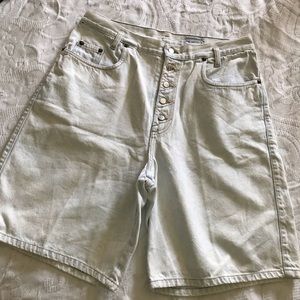Vintage | 90’s Bleach Wash Longline Mom Jean Short